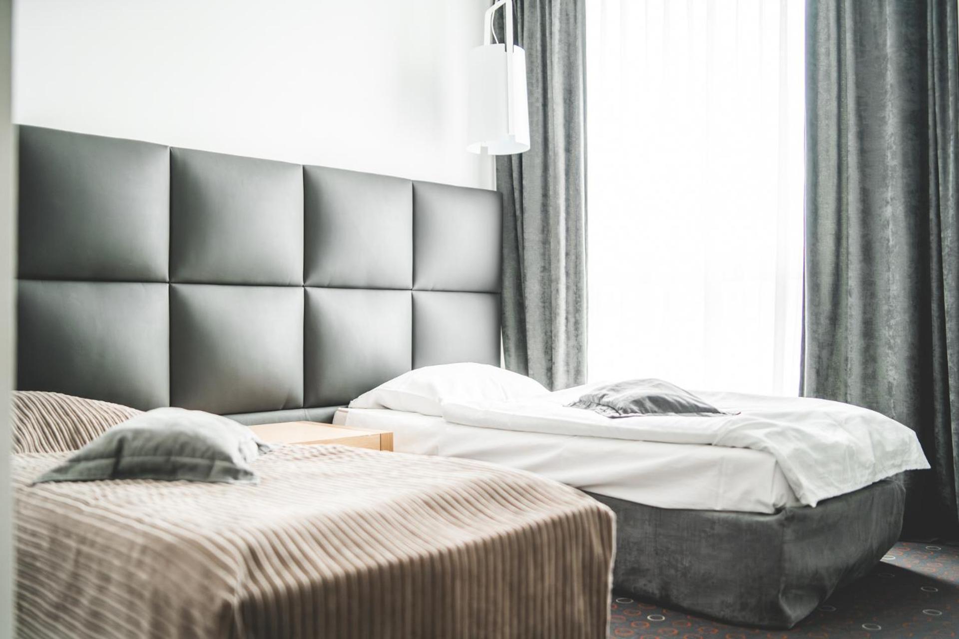 Aroma Stone Hotel Spa Syców Екстериор снимка